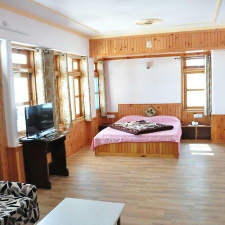 Sara Hotel Narkanda Zewnętrze zdjęcie